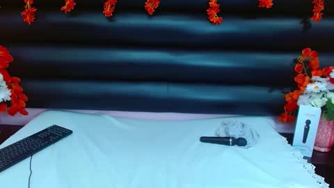 AlaSmith  online show from 01.29.25