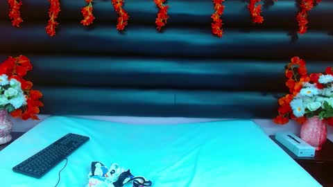 AlaSmith  online show from 02.05.25