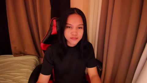 Snapshot of albedoxx chatting on 03.03.25 Albedo online show from 03.03.25