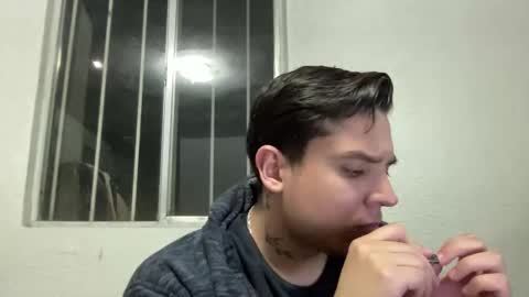 Snapshot of albertoarenas16 chatting on 04.07.26 albertoarenas16 online show from 04.07.26