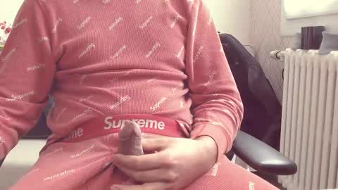 Snapshot of albertom78 chatting on 11.14.25 albertom78 online show from 11.14.25