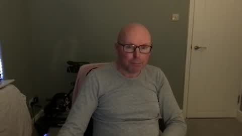 Snapshot of alc300170 chatting on 12.23.24 alc300170 online show from 12.23.24