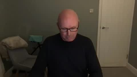 Snapshot of alc300170 chatting on 10.17.25 alc300170 online show from 10.17.25