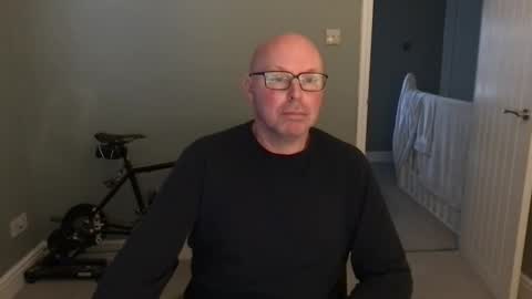 Snapshot of alc300170 chatting on 10.27.25 alc300170 online show from 10.27.25