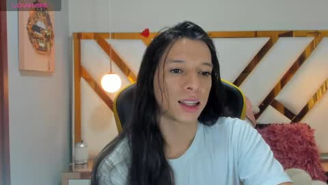 Snapshot of ale_noah_xxx chatting on 02.28.25 ale_noah_xxx online show from 02.28.25