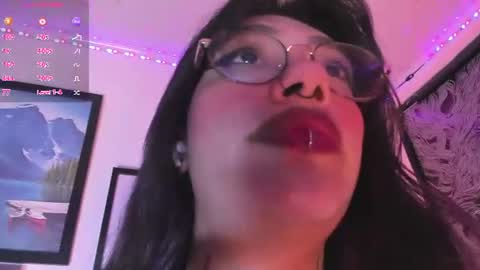 Snapshot of aleja_5 chatting on 06.22.26 Ale online show from 06.22.26