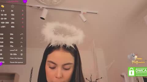 Alejandra online show from 10.29.25