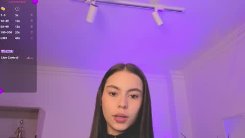 Snapshot of alejaa___ chatting on 04.10.26 Alejandra online show from 04.10.26