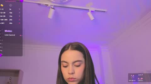 Snapshot of alejaa___ chatting on 04.13.26 Alejandra online show from 04.13.26