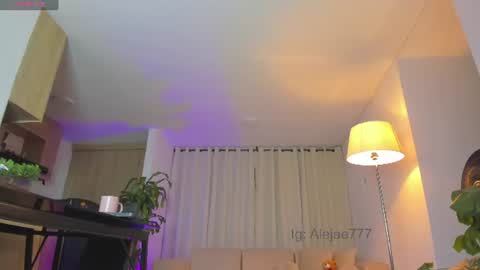 Snapshot of alejaevangeline chatting on 06.20.26 A L E J A N D R A online show from 06.20.26