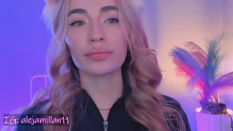 Snapshot of alejamillan1 chatting on 05.13.26 night GTM -5 online show from 05.13.26