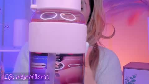 Snapshot of alejamillan1 chatting on 06.05.26 night GTM -5 online show from 06.05.26