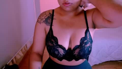 Snapshot of alejandra_conde chatting on 05.12.26 Alejandra online show from 05.12.26