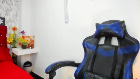 Snapshot of alejandra_james chatting on 05.23.26 ALEJANDRA JAMES online show from 05.23.26