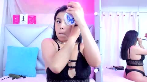 Snapshot of alejandra_lee19 chatting on 06.08.26 alejandra_lee19 online show from 06.08.26