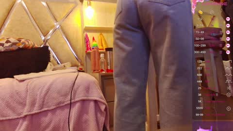 Snapshot of alejandra_martinss chatting on 01.31.25 alejandra martins online show from 01.31.25