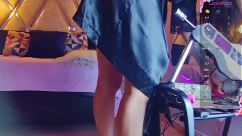 Snapshot of alejandra_martinss chatting on 02.04.25 alejandra martins online show from 02.04.25