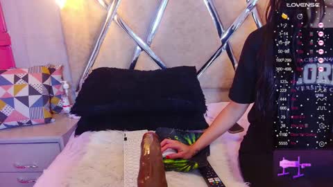 Snapshot of alejandra_martinss chatting on 03.05.25 alejandra martins online show from 03.05.25