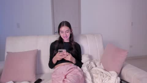 alejandraaa_ online show from 02.10.26