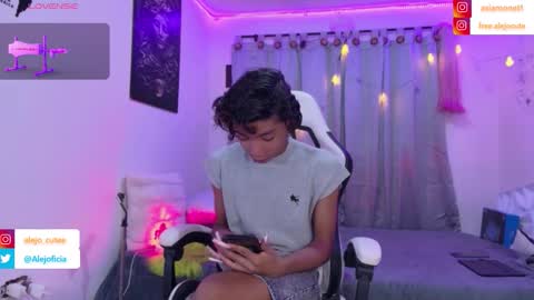 Snapshot of alejo_cute chatting on 01.18.26 alejo_cute online show from 01.18.26