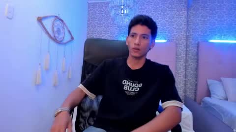 alejo_exotic online show from 04.25.26