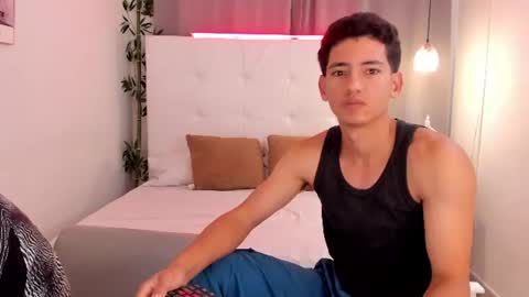 Snapshot of alejo_exotic chatting on 06.10.26 alejo_exotic online show from 06.10.26