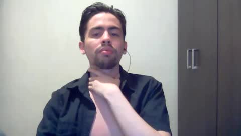 Snapshot of alejo_shy chatting on 12.23.24 alejo_shy online show from 12.23.24