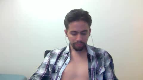 Snapshot of alejo_shy chatting on 01.09.25 alejo_shy online show from 01.09.25
