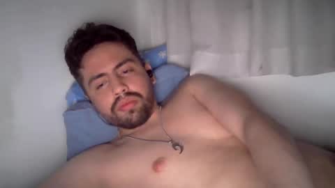 Snapshot of alejo_shy chatting on 11.16.25 alejo_shy online show from 11.16.25