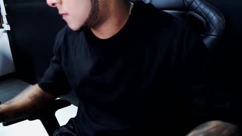 Snapshot of alejoconex6 chatting on 09.15.25 Alejo online show from 09.15.25