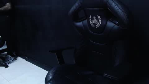 Snapshot of alejoconex6 chatting on 09.19.25 Alejo online show from 09.19.25