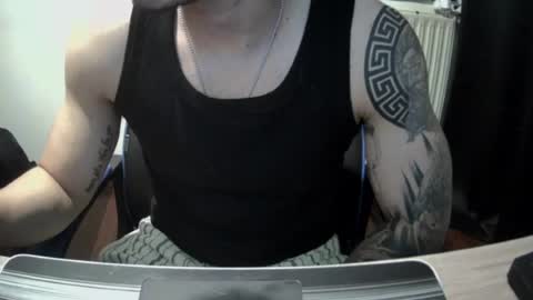Snapshot of alejoduarte16 chatting on 06.16.26 alejoduarte16 online show from 06.16.26