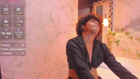 Snapshot of alejofoxx18 chatting on 02.12.25 Alejandro or Alejo online show from 02.12.25