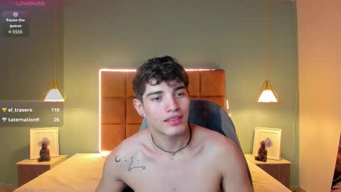 ALejoo Saenz online show from 10.31.25