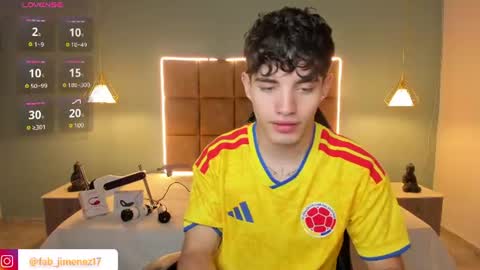 Snapshot of alejootwink chatting on 07.04.26 ALejoo Saenz online show from 07.04.26