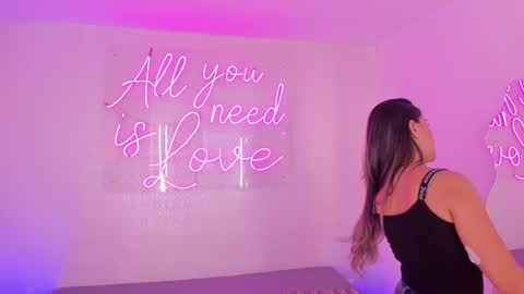 Aleksandra  online show from 12.19.25