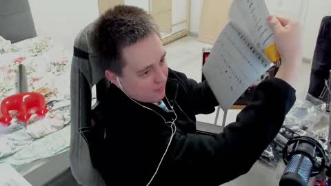 Snapshot of aleksandrsmile chatting on 02.02.25 aleksandrsmile online show from 02.02.25