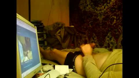 Snapshot of alekss4 chatting on 12.29.24 alekss4 online show from 12.29.24