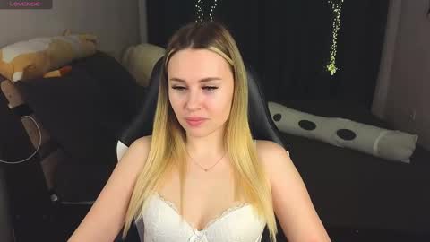 Alena online show from 01.22.25