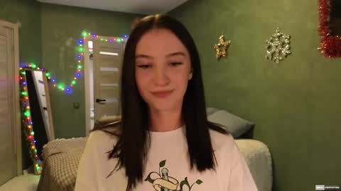 Snapshot of alena_navi chatting on 12.09.24 Alena online show from 12.09.24