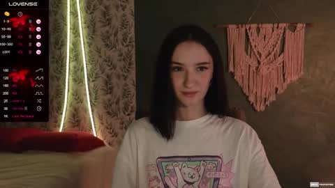 Snapshot of alena_navi chatting on 01.08.25 Alena online show from 01.08.25