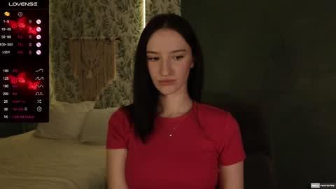 Snapshot of alena_navi chatting on 03.04.25 Alena online show from 03.04.25