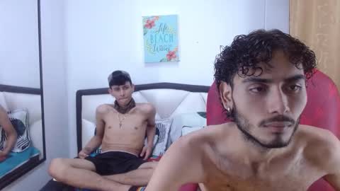 Snapshot of alenders chatting on 10.04.25 ALENDERS online show from 10.04.25