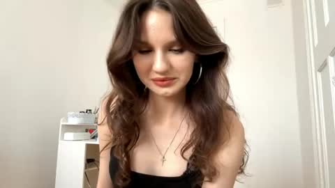 Snapshot of alenemacaskill chatting on 05.14.26 Roniy online show from 05.14.26