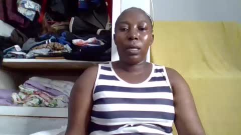 Snapshot of alesha_ chatting on 10.21.25 Noreen Kennth and Emilly online show from 10.21.25