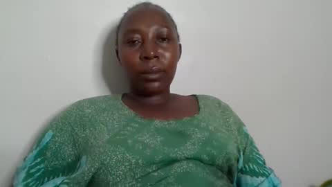 Snapshot of alesha_ chatting on 11.29.25 Noreen Kennth and Emilly online show from 11.29.25