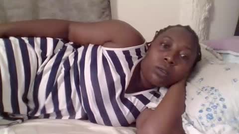 Snapshot of alesha_ chatting on 03.12.26 Noreen Kennth and Emilly online show from 03.12.26