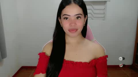Snapshot of alesha_vibe_me chatting on 12.25.24 alesha_vibe_me online show from 12.25.24