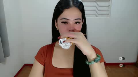 Snapshot of alesha_vibe_me chatting on 01.24.25 alesha_vibe_me online show from 01.24.25