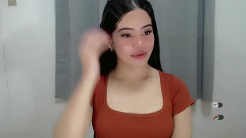 Snapshot of alesha_vibe_me chatting on 02.02.25 alesha_vibe_me online show from 02.02.25
